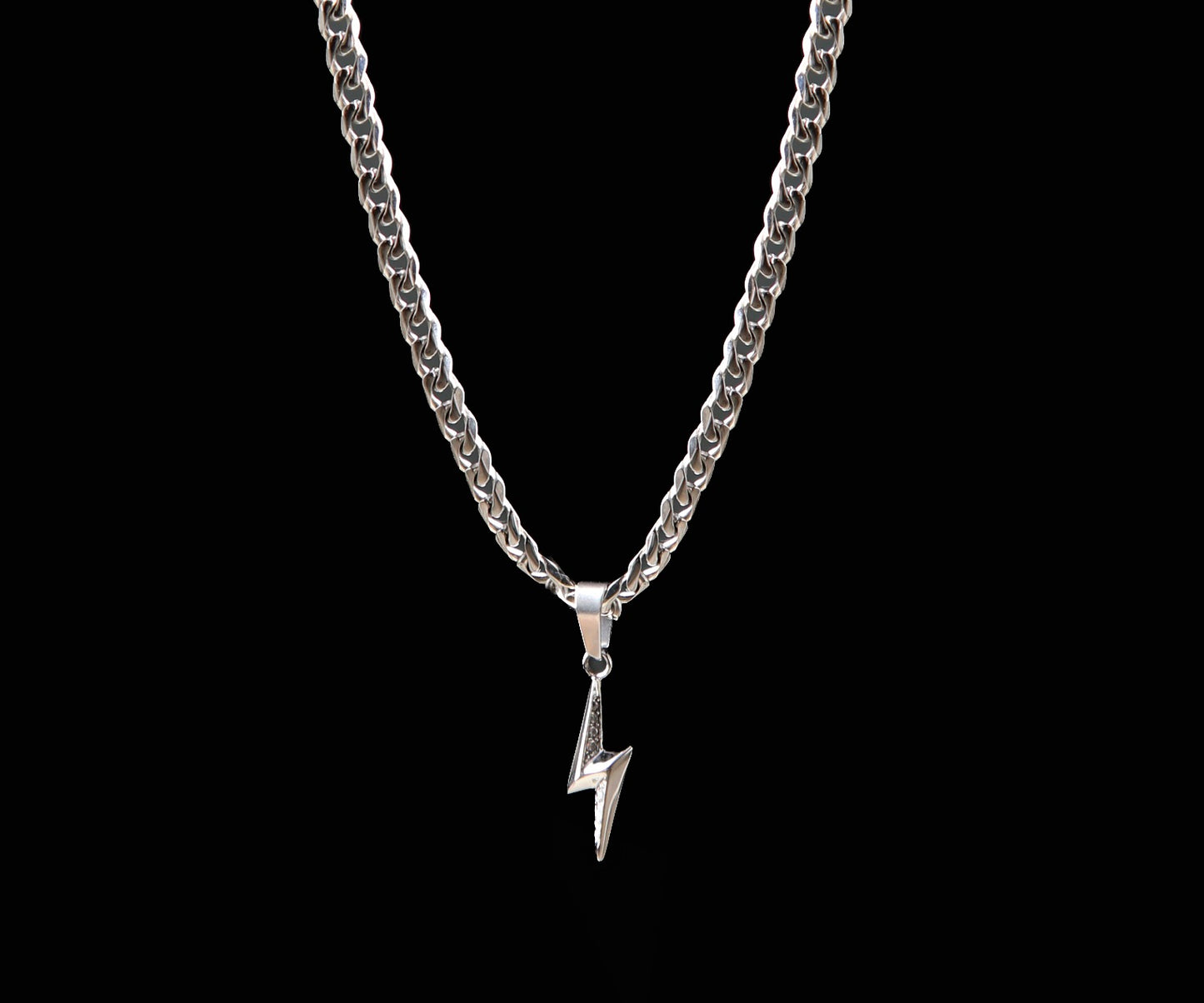 GYMCORE Bolt Pendant & Cuban Chain 5mm